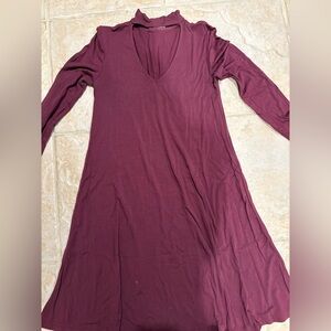 Elegant Burgundy Long Sleeve Dress
